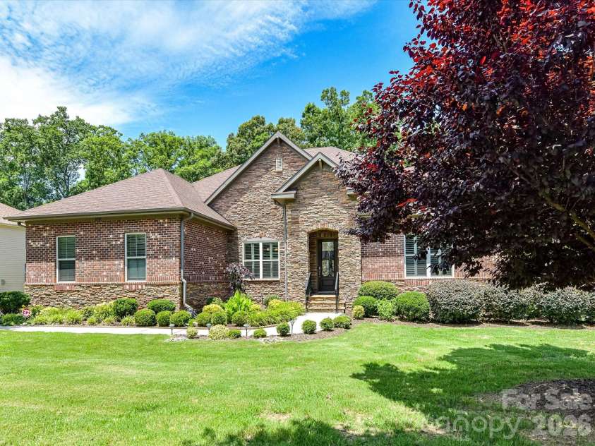 8701 Whitehawk Hill Road, Waxhaw, NC 28173.  MLS# CAR4369668, YatesRealty ID 31348. 