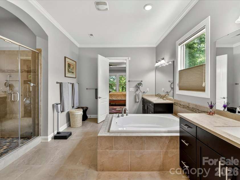 8701 Whitehawk Hill Road, Waxhaw, NC 28173.  MLS# CAR4369668, YatesRealty ID 31348. 