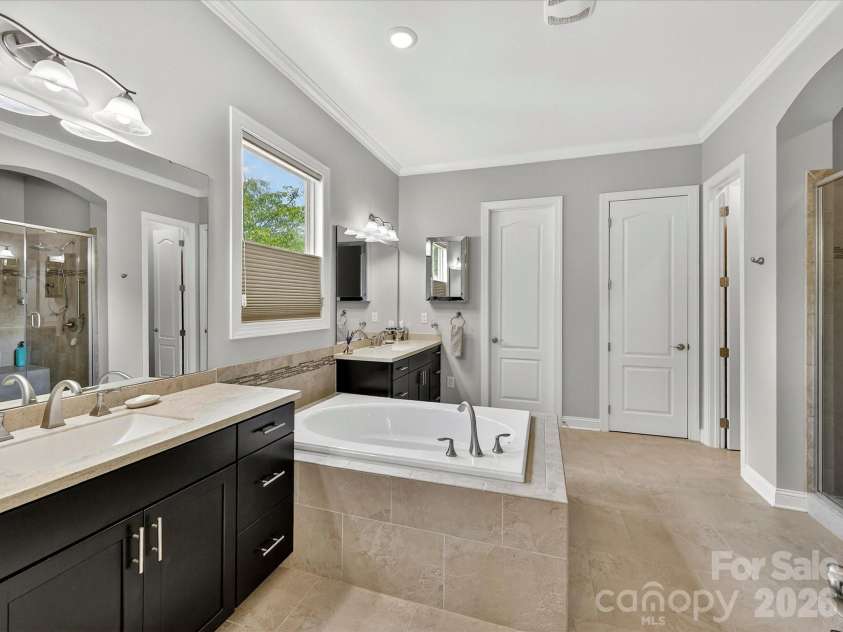 8701 Whitehawk Hill Road, Waxhaw, NC 28173.  MLS# CAR4369668, YatesRealty ID 31348. 