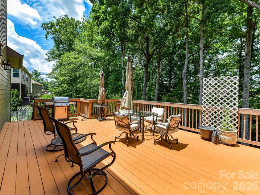 8701 Whitehawk Hill Road, Waxhaw, NC 28173.  MLS# CAR4369668, YatesRealty ID 31348. 