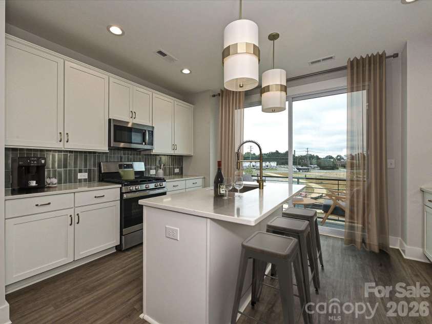 1619 Polk Street, Charlotte, NC 28206.  MLS# CAR4207818, YatesRealty ID 3135. Kitchen - Virtually Staged