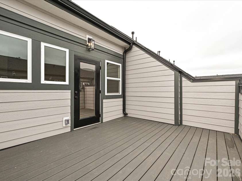 1619 Polk Street, Charlotte, NC 28206.  MLS# CAR4207818, YatesRealty ID 3135. Rooftop Terrace