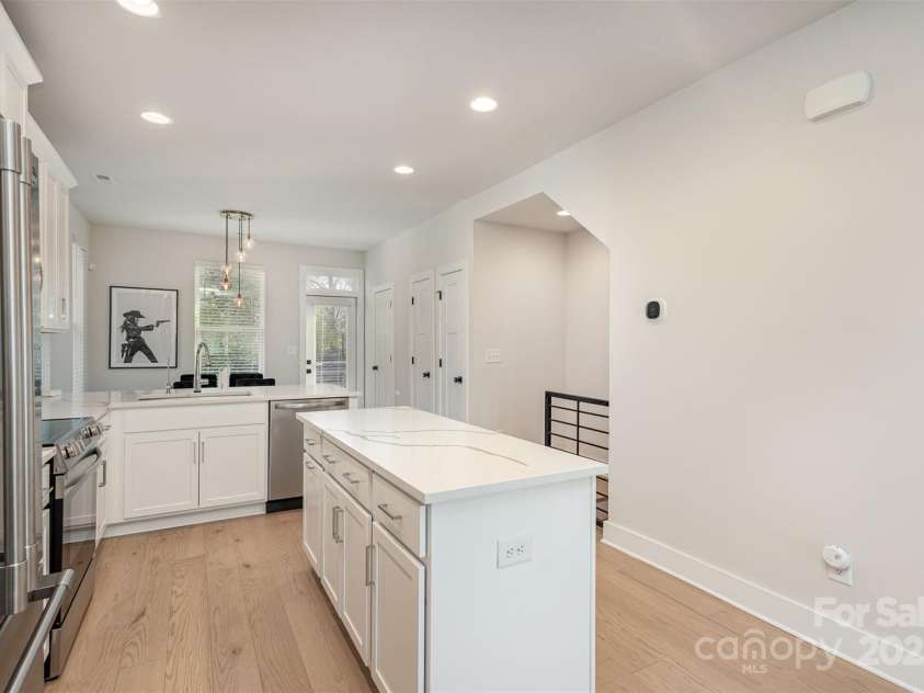 5048 York Park Lane, Charlotte, NC 28217.  MLS# CAR4216095, YatesRealty ID 3135. 