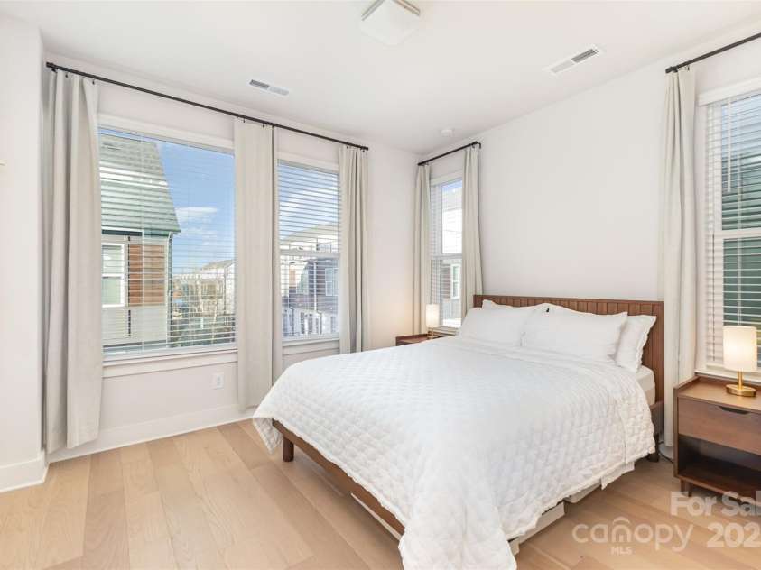 5048 York Park Lane, Charlotte, NC 28217.  MLS# CAR4216095, YatesRealty ID 3135. Second bedroom