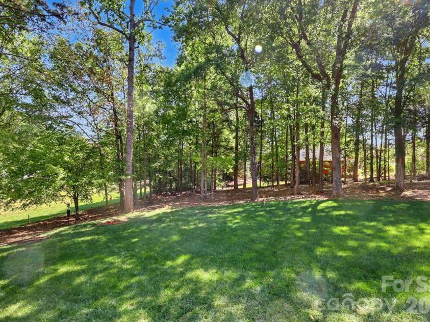 225 Highland Forest Drive, Clover, SC 29710.  MLS# CAR4365352, YatesRealty ID 31351. 