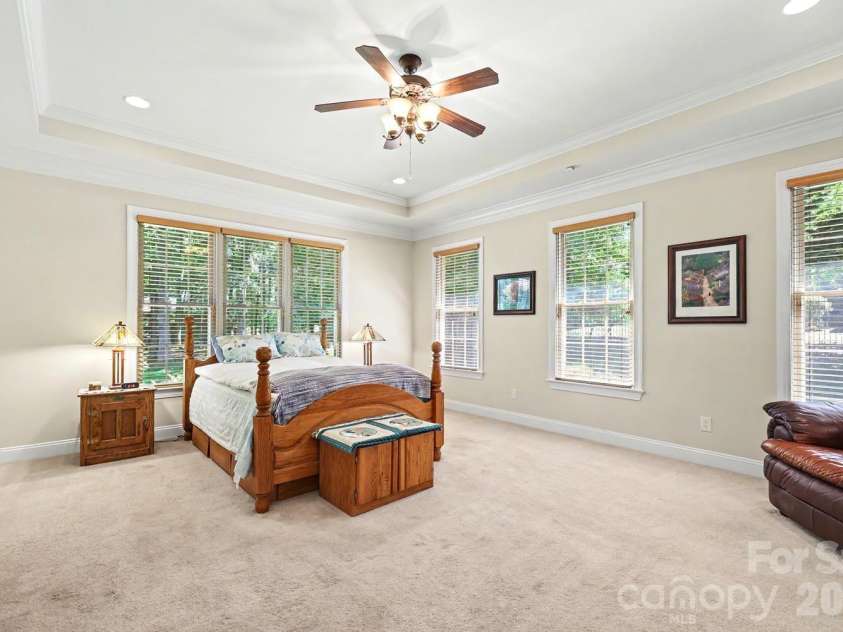 225 Highland Forest Drive, Clover, SC 29710.  MLS# CAR4365352, YatesRealty ID 31351. 