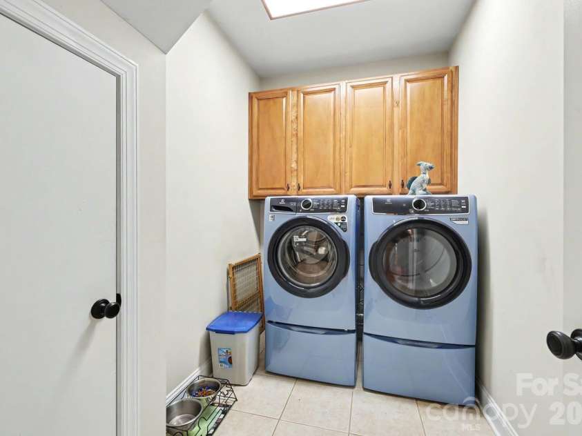225 Highland Forest Drive, Clover, SC 29710.  MLS# CAR4365352, YatesRealty ID 31351. 