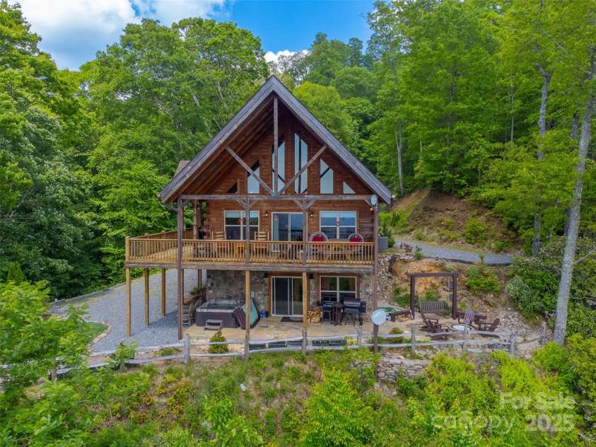 214 Indianola Lane, Bryson City, NC 28713.  MLS# CAR4291079, YatesRealty ID 31353. 