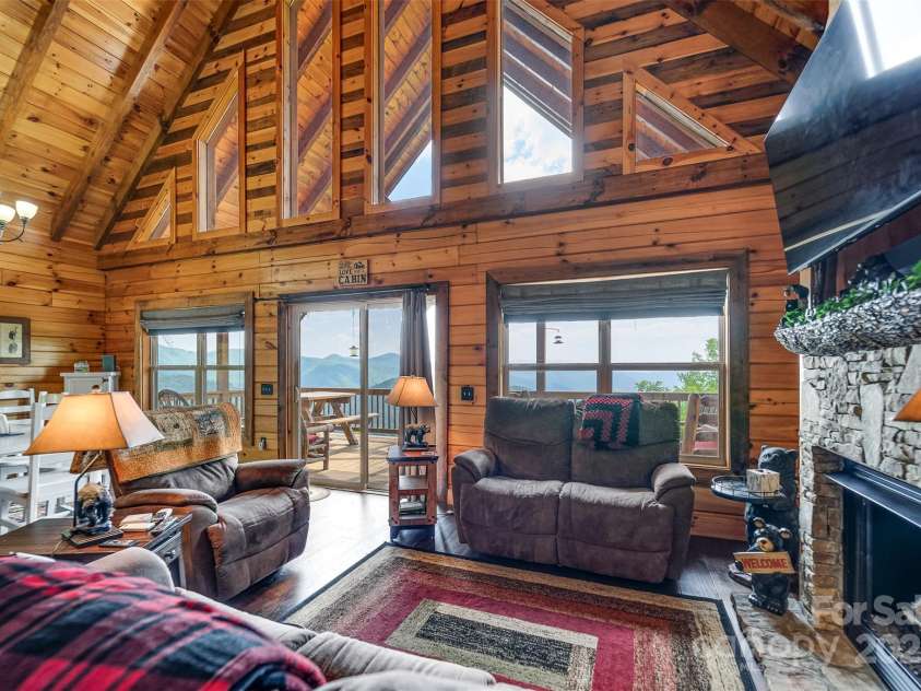 214 Indianola Lane, Bryson City, NC 28713.  MLS# CAR4291079, YatesRealty ID 31353. 