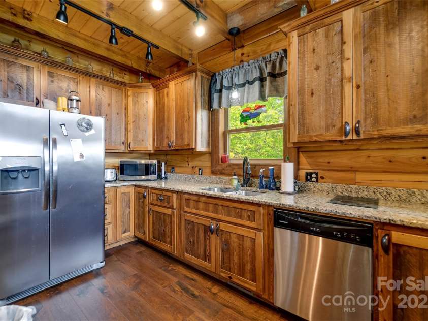 214 Indianola Lane, Bryson City, NC 28713.  MLS# CAR4291079, YatesRealty ID 31353. 
