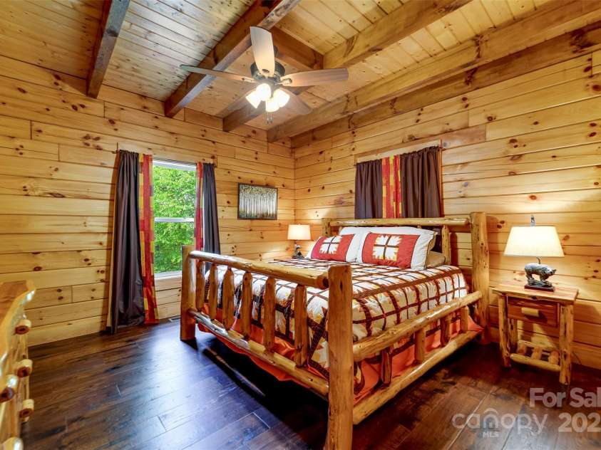 214 Indianola Lane, Bryson City, NC 28713.  MLS# CAR4291079, YatesRealty ID 31353. 