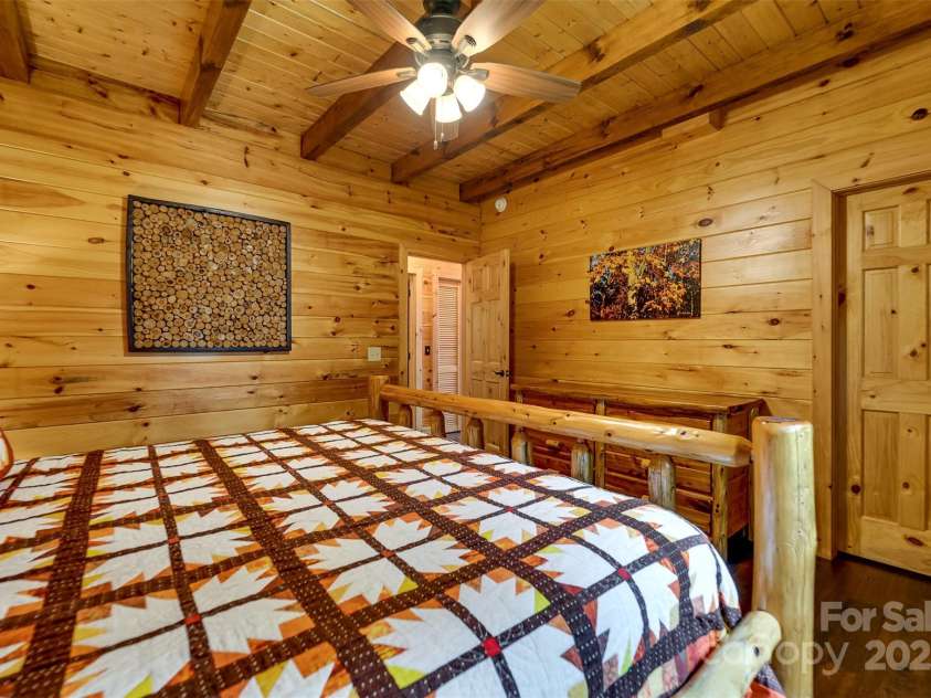 214 Indianola Lane, Bryson City, NC 28713.  MLS# CAR4291079, YatesRealty ID 31353. 