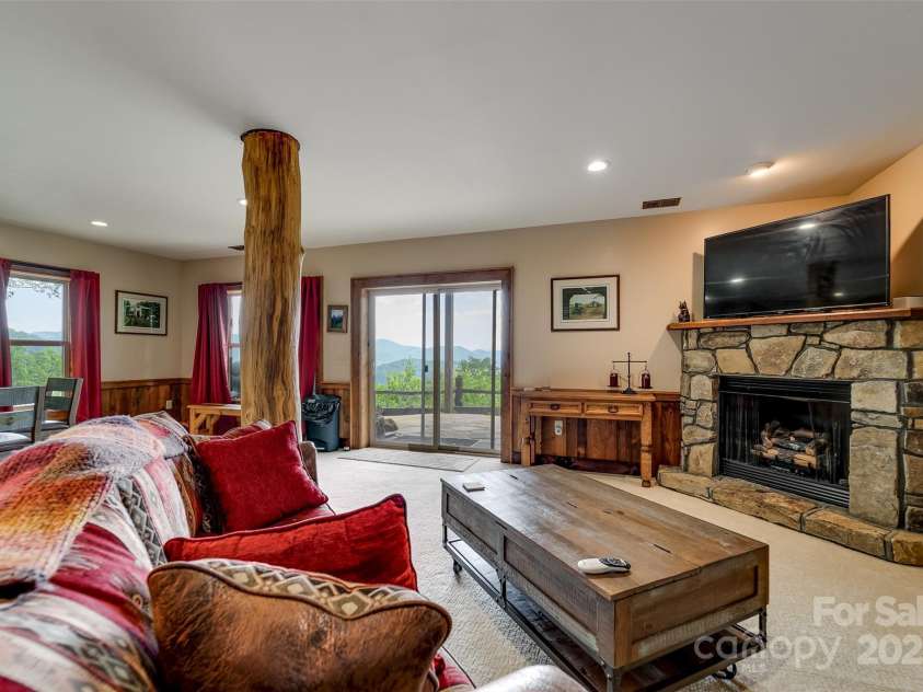 214 Indianola Lane, Bryson City, NC 28713.  MLS# CAR4291079, YatesRealty ID 31353. 