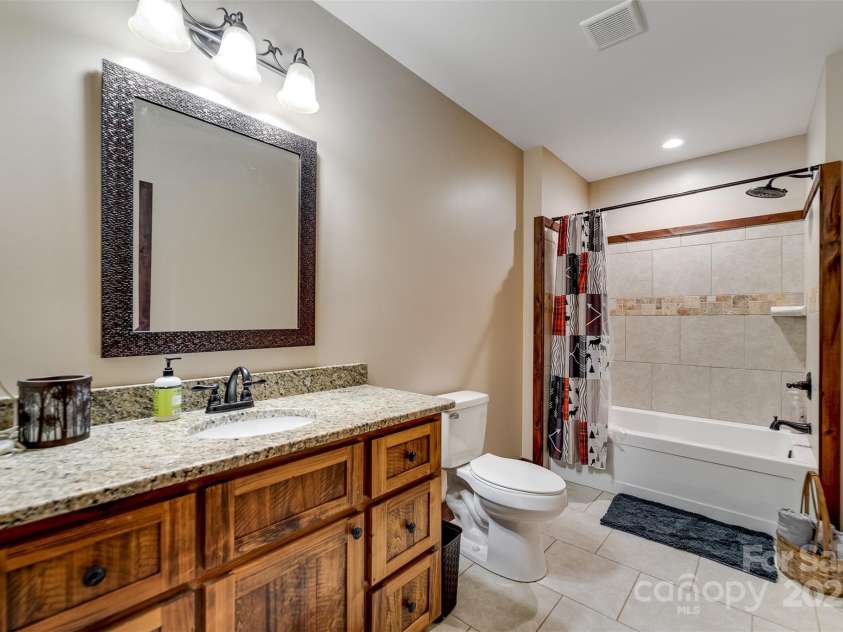 214 Indianola Lane, Bryson City, NC 28713.  MLS# CAR4291079, YatesRealty ID 31353. 