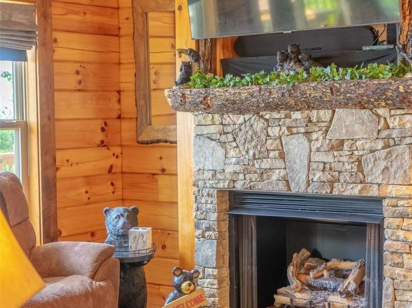 214 Indianola Lane, Bryson City, NC 28713.  MLS# CAR4291079, YatesRealty ID 31353. 