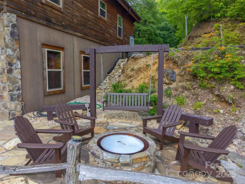 214 Indianola Lane, Bryson City, NC 28713.  MLS# CAR4291079, YatesRealty ID 31353. 