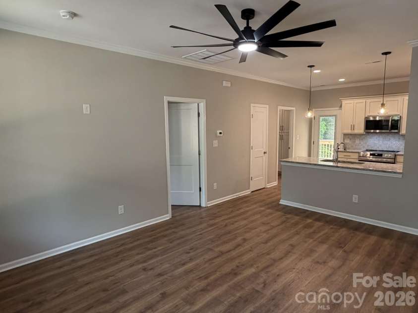 310 Willow Street, Stanley, NC 28164.  MLS# CAR4395281, YatesRealty ID 31353. 