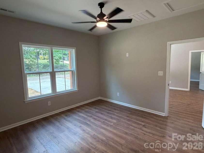 310 Willow Street, Stanley, NC 28164.  MLS# CAR4395281, YatesRealty ID 31353. 