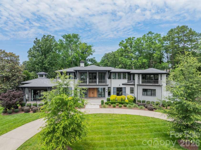 19053 Double Eagle Drive, Cornelius, NC 28031.  MLS# CAR4392235, YatesRealty ID 31354. 