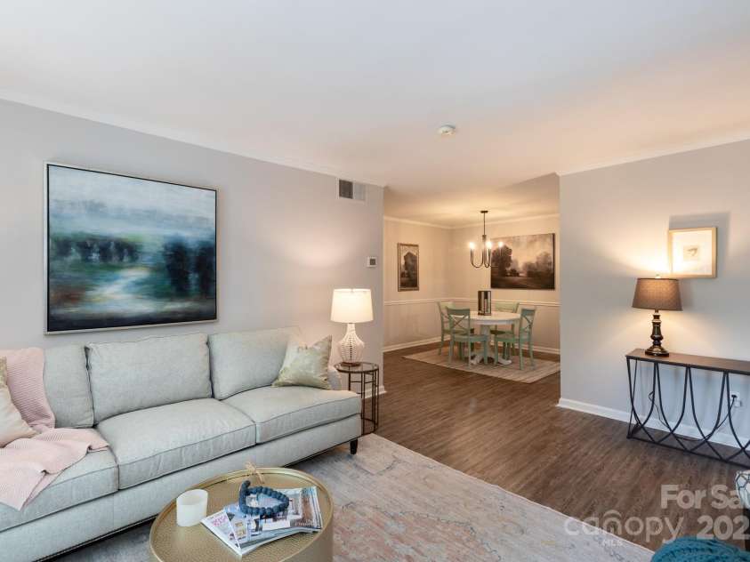 4735 Hedgemore Drive, Charlotte, NC 28209.  MLS# CAR4304865, YatesRealty ID 31354. 