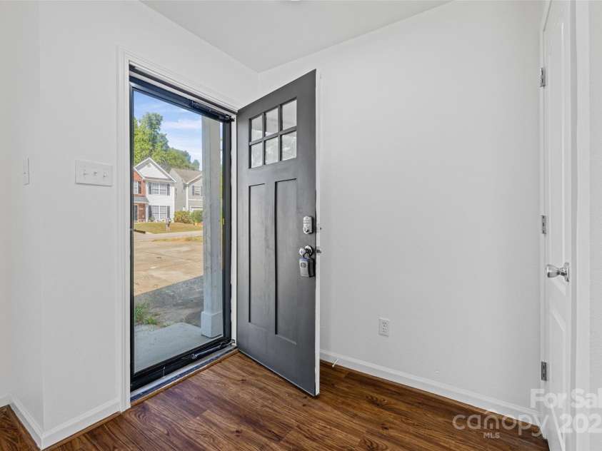 209 Ashcake Court, York, SC 29745.  MLS# CAR4285966, YatesRealty ID 31355. Entrance