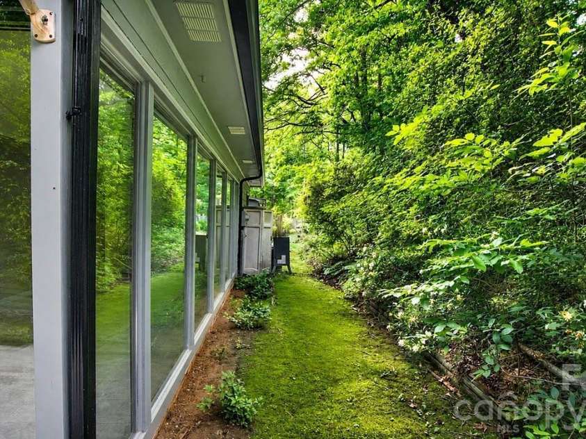 107 David Court, Fort Mill, SC 29715.  MLS# CAR4390211, YatesRealty ID 31357. 