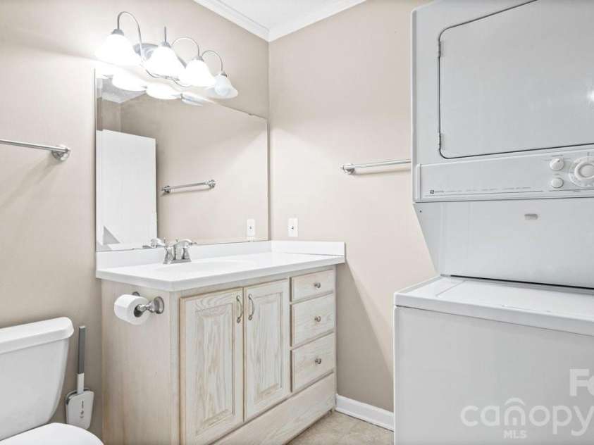 107 David Court, Fort Mill, SC 29715.  MLS# CAR4390211, YatesRealty ID 31357. 