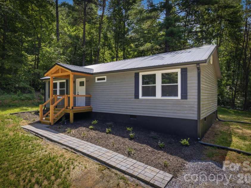1839 Wesley Road, Morganton, NC 28655.  MLS# CAR4393208, YatesRealty ID 31359. 