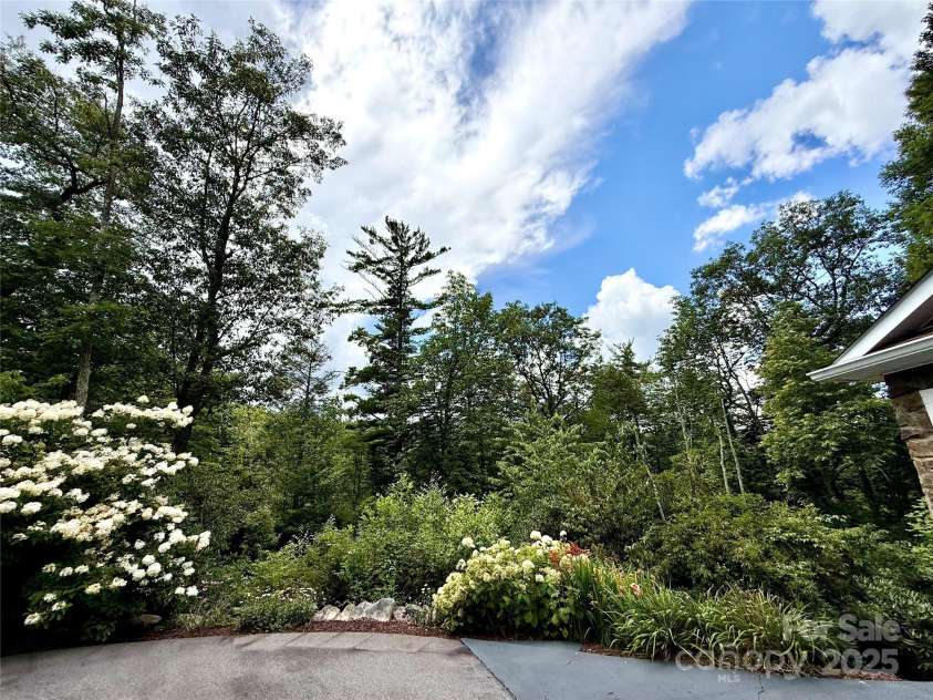 7230 Hideaway Lane, Newland, NC 28657.  MLS# CAR4287688, YatesRealty ID 3136. 