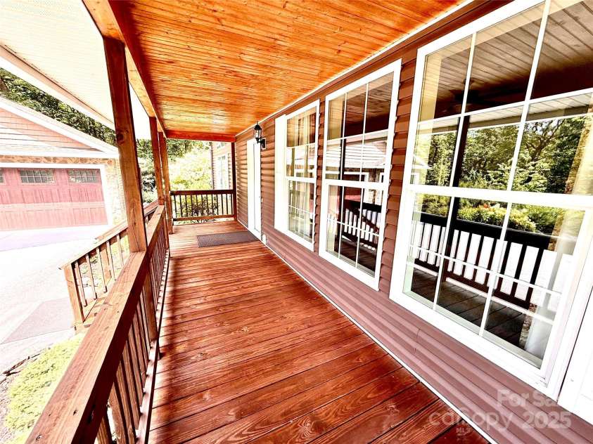7230 Hideaway Lane, Newland, NC 28657.  MLS# CAR4287688, YatesRealty ID 3136. 