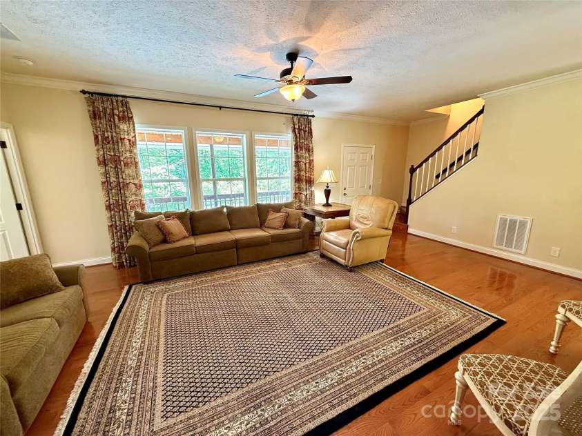 7230 Hideaway Lane, Newland, NC 28657.  MLS# CAR4287688, YatesRealty ID 3136. 