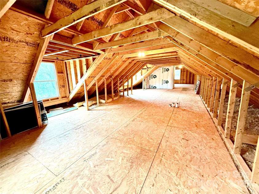 7230 Hideaway Lane, Newland, NC 28657.  MLS# CAR4287688, YatesRealty ID 3136. 