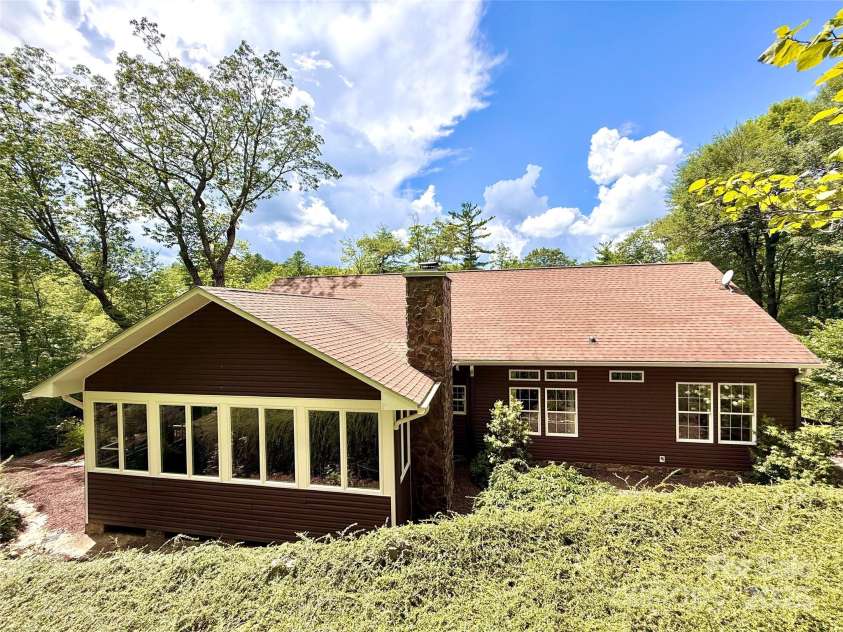 7230 Hideaway Lane, Newland, NC 28657.  MLS# CAR4287688, YatesRealty ID 3136. 