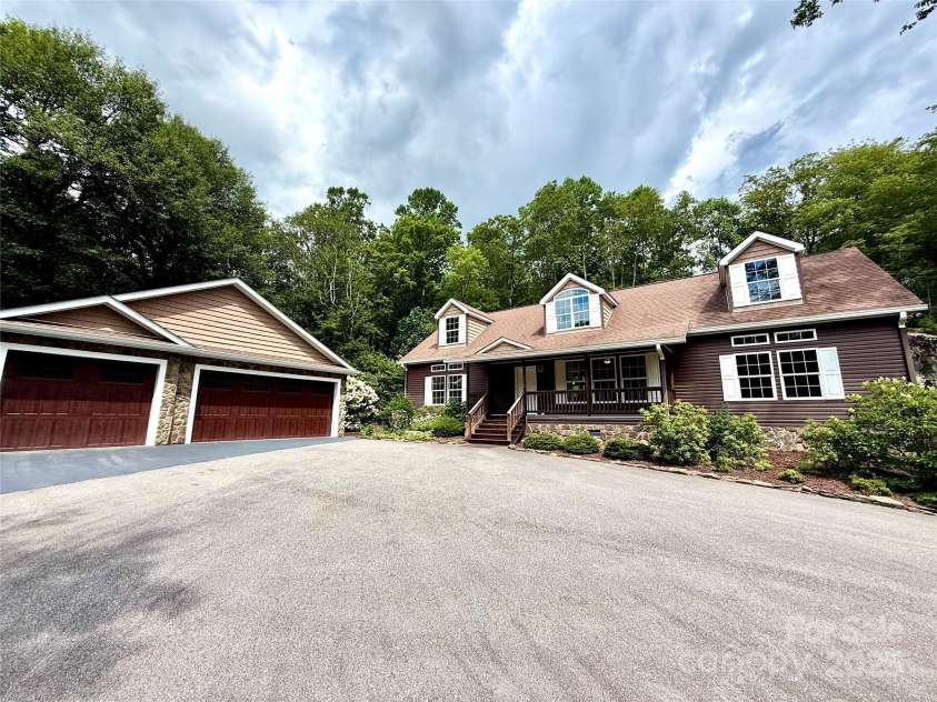 7230 Hideaway Lane, Newland, NC 28657.  MLS# CAR4287688, YatesRealty ID 3136. 