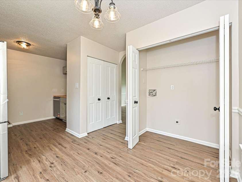 3629 Silver Ore Lane, Charlotte, NC 28216.  MLS# CAR4384203, YatesRealty ID 31360. 
