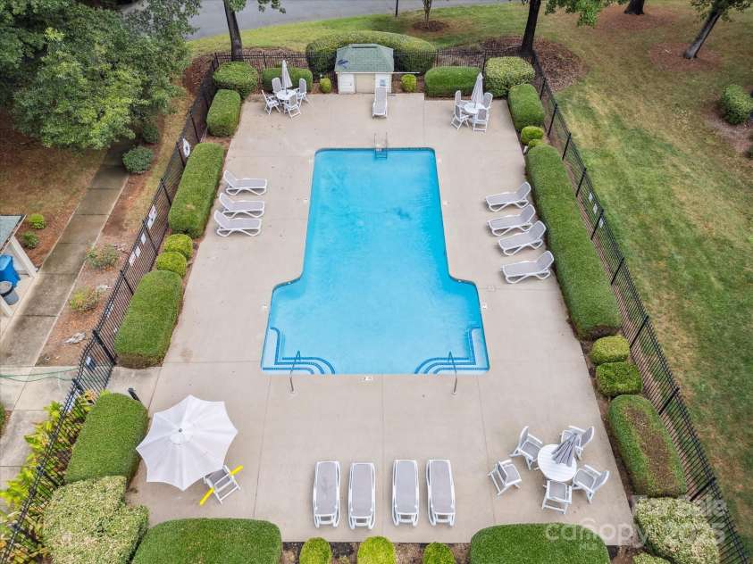 1051 Churchill Downs Court, Charlotte, NC 28211.  MLS# CAR4287823, YatesRealty ID 31361. 