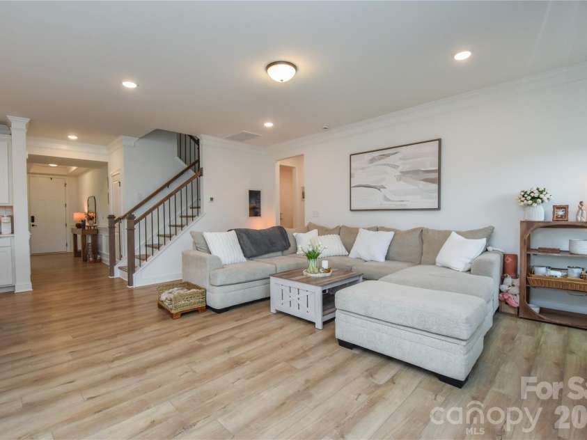 128 Ballantree Road, Mooresville, NC 28115.  MLS# CAR4383395, YatesRealty ID 31361. 