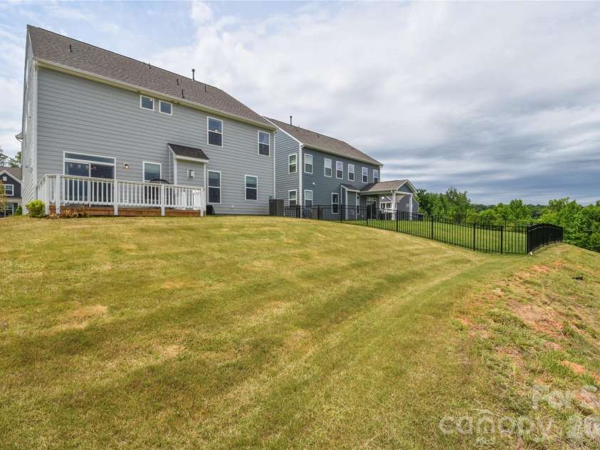 128 Ballantree Road, Mooresville, NC 28115.  MLS# CAR4383395, YatesRealty ID 31361. 