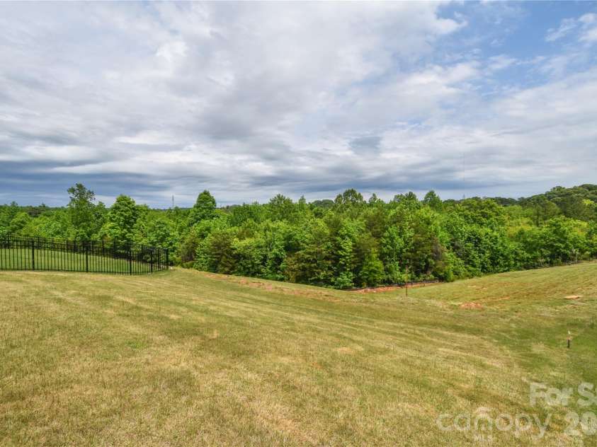 128 Ballantree Road, Mooresville, NC 28115.  MLS# CAR4383395, YatesRealty ID 31361. 