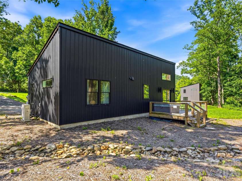 252 & 254 Shope Creek Road, Asheville, NC 28805.  MLS# CAR4391112, YatesRealty ID 31364. 254 Back