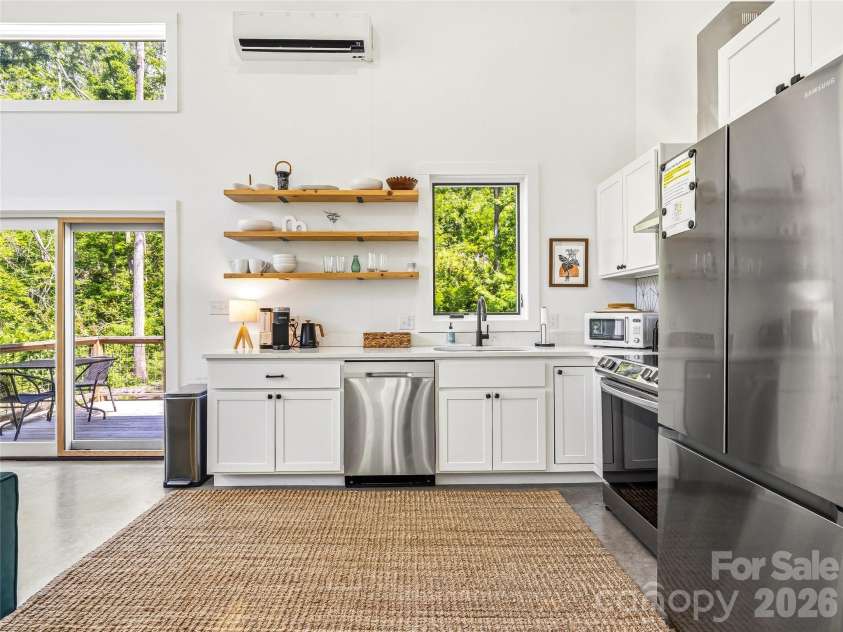 252 & 254 Shope Creek Road, Asheville, NC 28805.  MLS# CAR4391112, YatesRealty ID 31364. 254 Kitchen