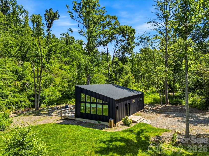 252 & 254 Shope Creek Road, Asheville, NC 28805.  MLS# CAR4391112, YatesRealty ID 31364. 254 Side