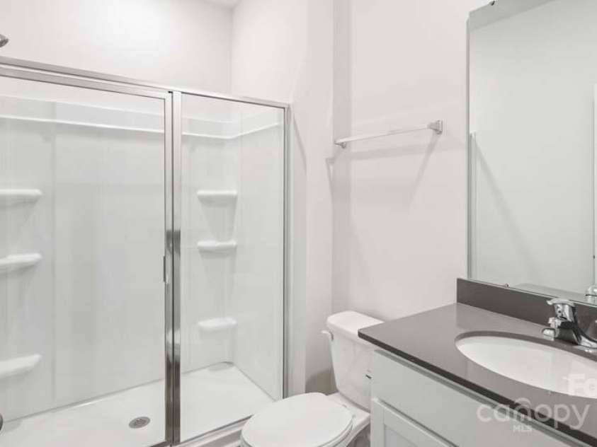 231 Giant Oak Avenue, Statesville, NC 28677.  MLS# CAR4254227, YatesRealty ID 31365. 