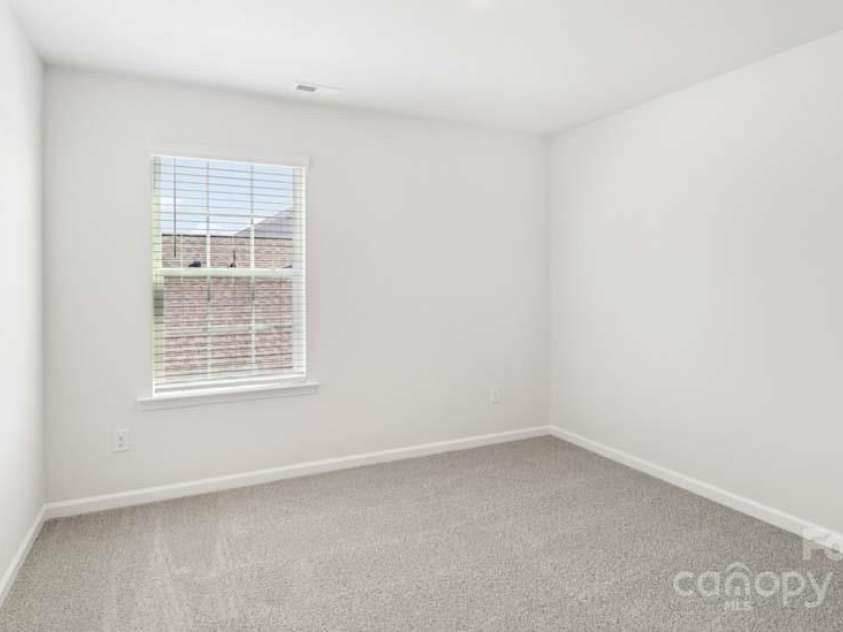 231 Giant Oak Avenue, Statesville, NC 28677.  MLS# CAR4254227, YatesRealty ID 31365. 