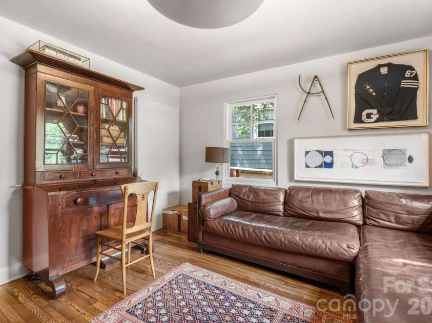 664 Lakeshore Drive, Asheville, NC 28804.  MLS# CAR4393430, YatesRealty ID 31365. 