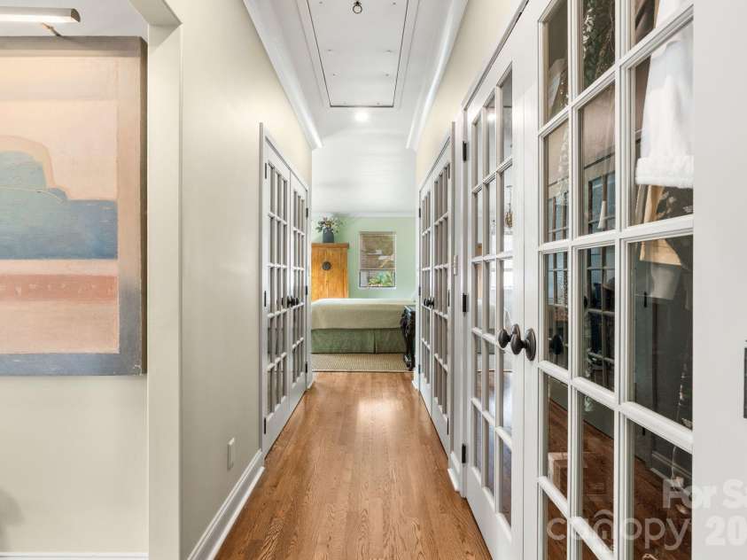 664 Lakeshore Drive, Asheville, NC 28804.  MLS# CAR4393430, YatesRealty ID 31365. Closets