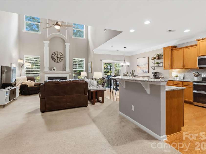 4007 Cloud View Lane, Indian Trail, NC 28079.  MLS# CAR4394294, YatesRealty ID 31366. 2-story great room
