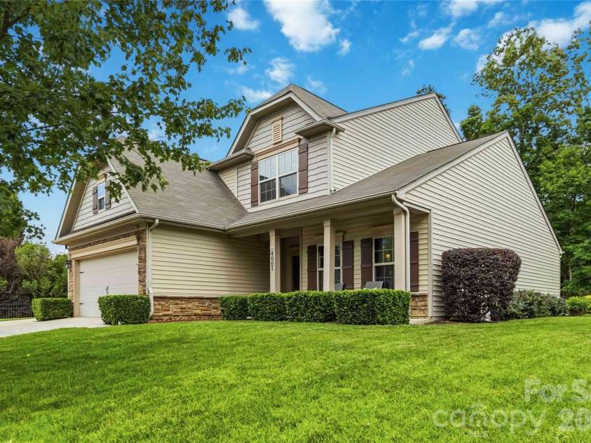 4007 Cloud View Lane, Indian Trail, NC 28079.  MLS# CAR4394294, YatesRealty ID 31366. 