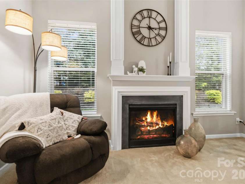 4007 Cloud View Lane, Indian Trail, NC 28079.  MLS# CAR4394294, YatesRealty ID 31366. Gas fireplace