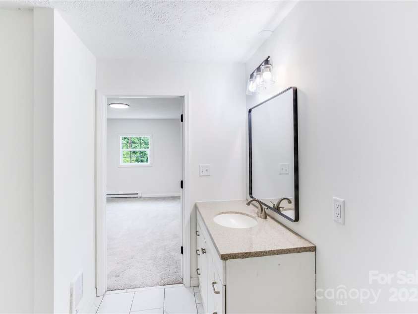 76 Trent Road, Brevard, NC 28712.  MLS# CAR4275509, YatesRealty ID 31366. 